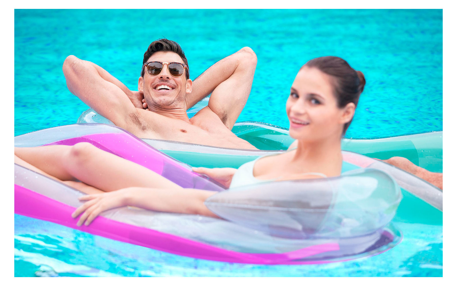 LUFTIĆ SA PROZIRNIM DNOM I POVIŠENIM UZGLAVLJEM - Slika 3